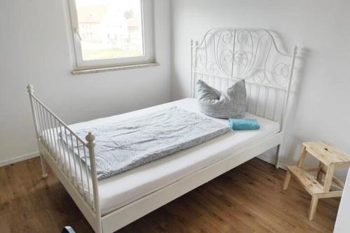 Flat for 6,best price for month, best for workers