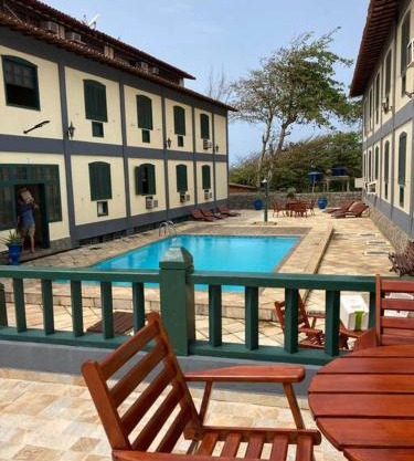 Flat frente mar no pero piscina