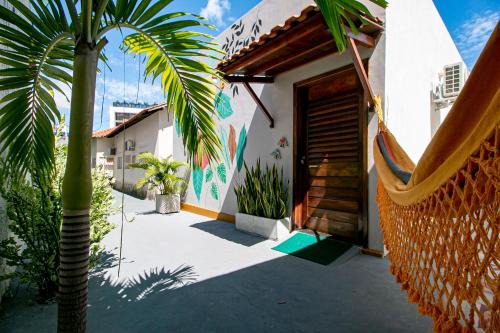 Flat Tropical Caribessa