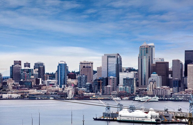 Flawless City And Mountians Views in West Seattle 5 minutes to Alki
