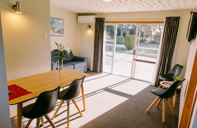 Flaxbourne Motels