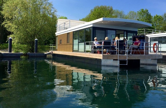 Floating 44 in Xanten - Boot 5 - Floating 44 Komfortable Hausboote bei Xanten mit Tollem Seeblick