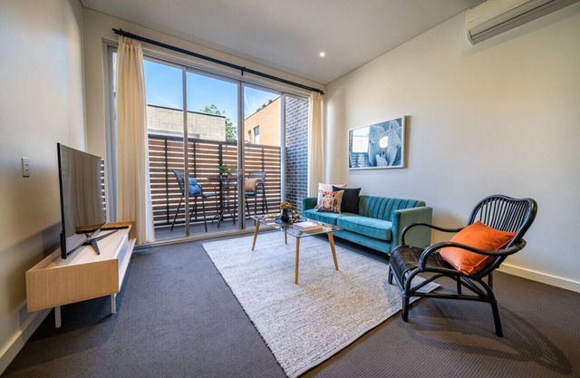 Floral on Frew 2BR Staycation CBD WiFi