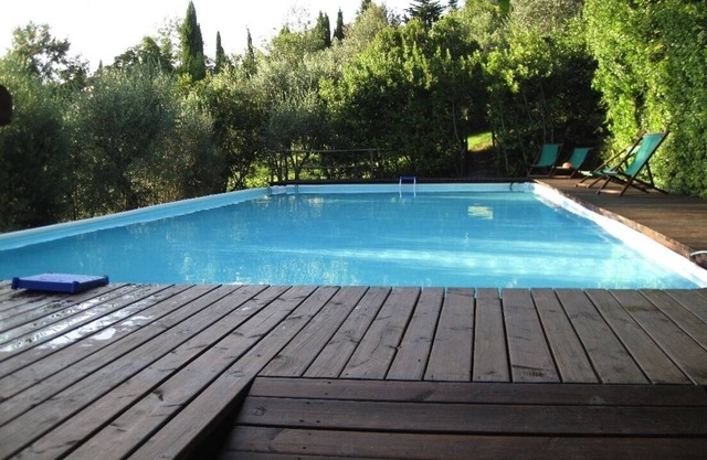 Florence Countryside Elegant Apartment Suite with Pool