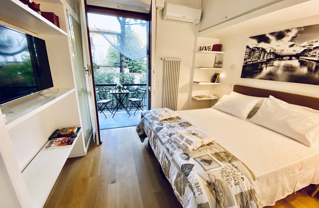 Florence Libertà apartment with balcony