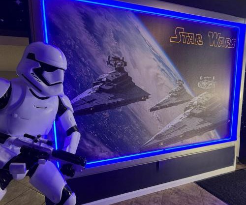 Florida Disney Star Wars Villa, Poolside Cinema