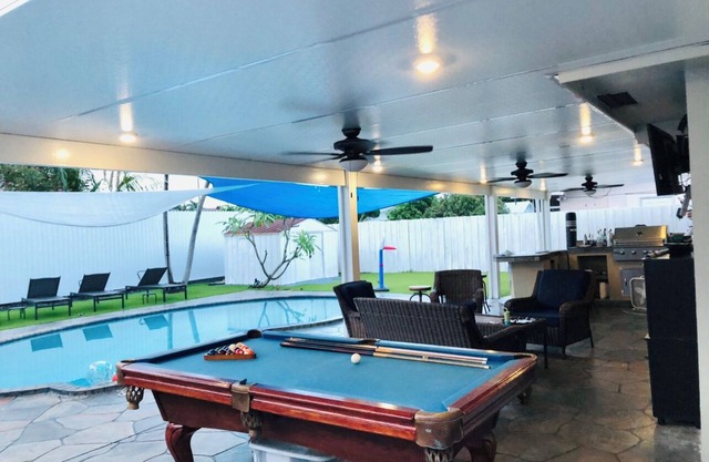 FloridaTropical vacation home near the beach, swimming pool with heating system