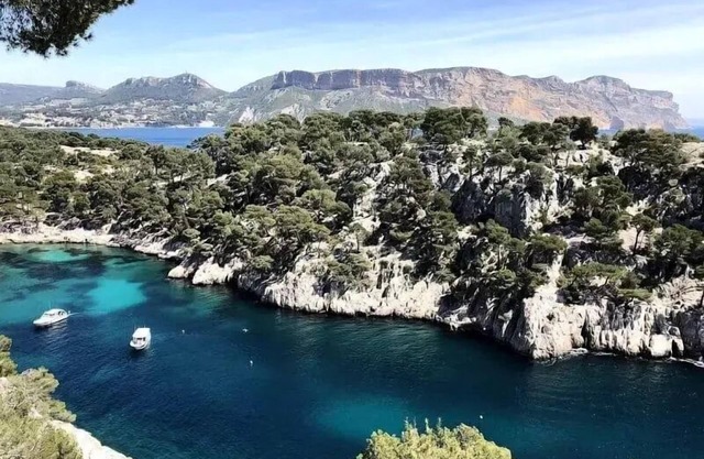 Flower Camping La Beaume * - Cottage not classified 55m2 2 bedrooms + Terrace + BBQ 6 to 11 people - 6 pers. included in the tariff