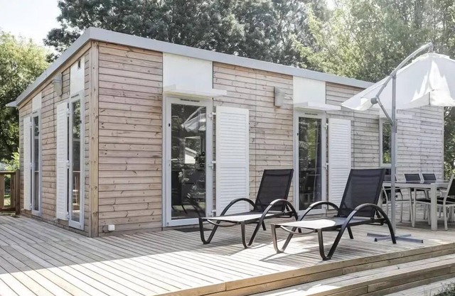 Flower Camping L'Ile d'Offard * - Mobil home Premium 40m2 (2 bedrooms) + CLIM + TV + panoramic terrace + bed linen + towels 4 people