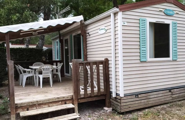 Flower Camping La Rivière * - Mobil-Home Comfort 29m2 (2 bedrooms) + covered terrace 5 people