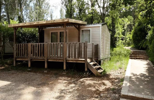 Flower Camping Les Cadenières * - Mobil home Comfort with 18m2 1Ch. 2/4P 4 persons