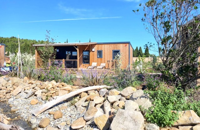 Flower Camping Olivigne * - Mobile home Premium 32 m2 3 bedrooms + terrace 21m2 + TV + LV + air conditioning + plancha 6 people