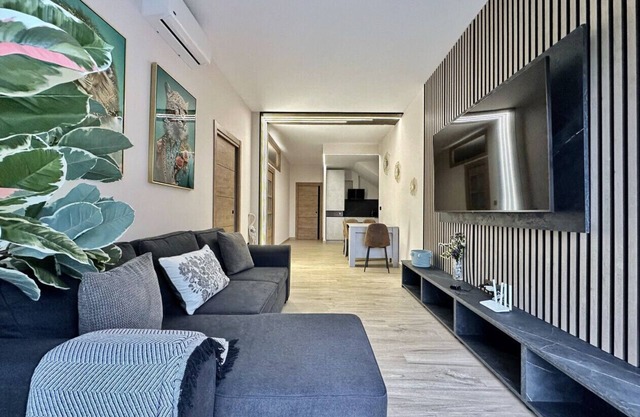 Flower Deluxe Lower 2 Bedrooms-6085