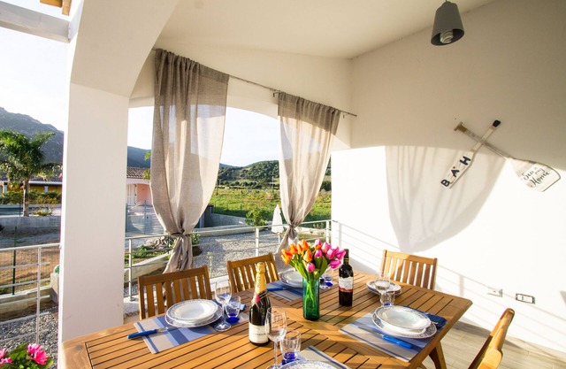 Flower house - Charming cottage 500 meters from the beach