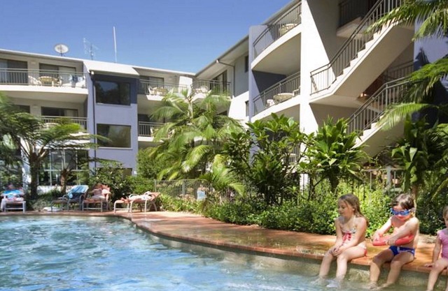Flynns Beach Resort