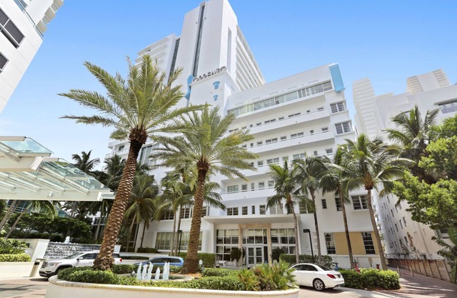 FONTAINEBLEAU SORRENTO OCEAN FRONT JUNIOR SUITE