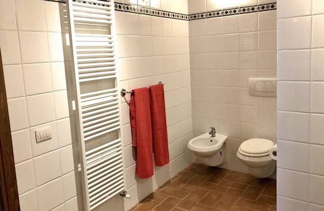 "FONTEMIGLIARI" A. 2 BEDROOMS- 1 LIVING & KITCHEN - 1 BATHROOM APARTMENT