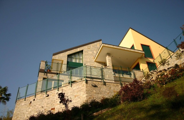 For a dream vacation in a special place.