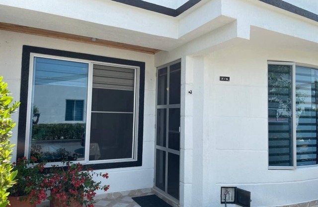 For rent house in Condominium in flandes Tolima