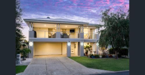 Foreshore Escape Your Ultimate Coastal Retreat