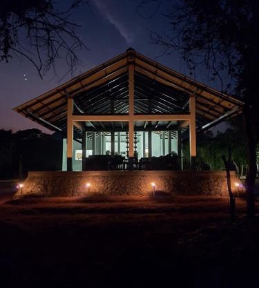 Forest Edge Bungalow - Wilpattu