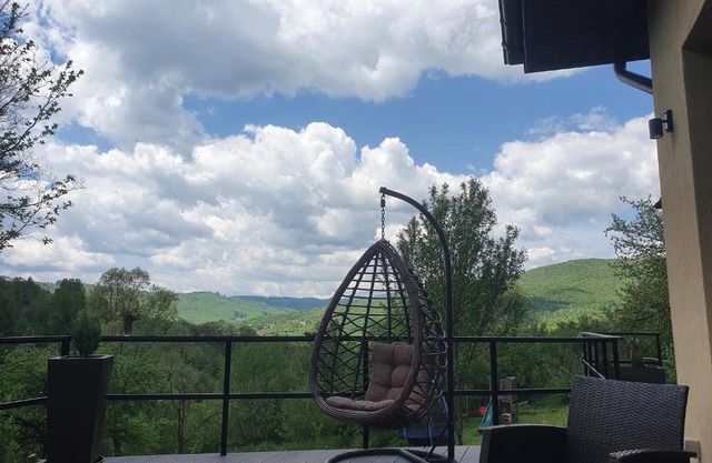 Forest House Doftana
