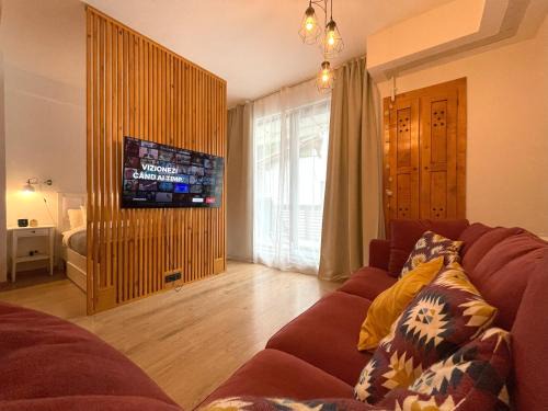 Forest Oasis Studio - free Netflix and Disney Plus