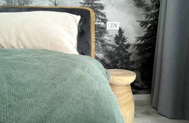 Forest View Hideaway