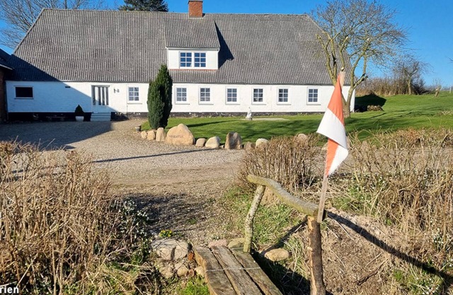 Former farm with some small animals, close to the beach