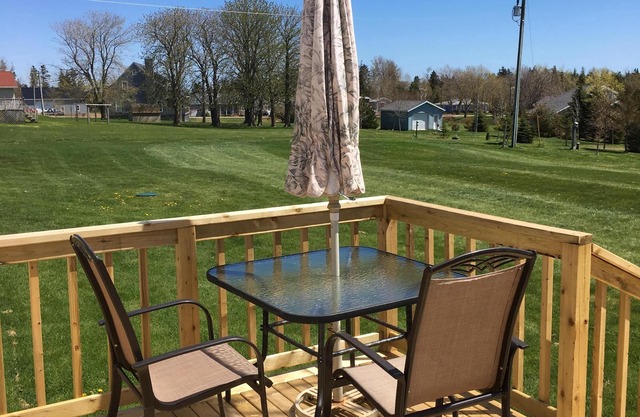 Fortunate View Summer Home overlooking Bay Fortune Harbour and Fortune River