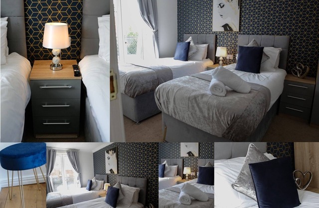 Foster Drive-Deluxe-House-Ensuite with Bath