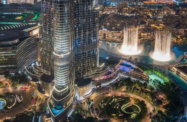 Fountain & Burj View 3BR Near Dubai Mall with Pool Access
