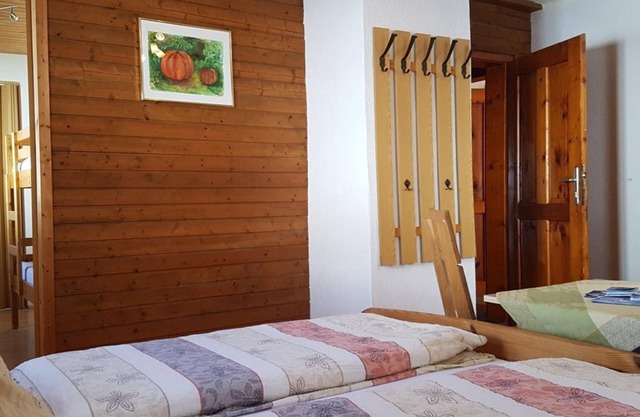 Four-bed room with shower, WC - Alpengasthof Pension Rapoldsberg
