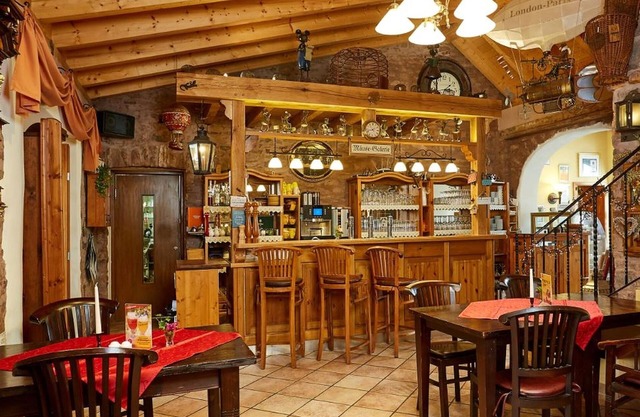 Four-bed room from 2 N. - Hotel Am Eifelsteig - Neroth