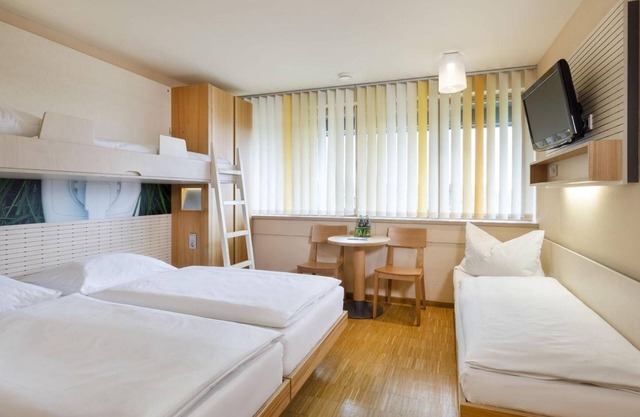 Four-bed room - JUFA Hotel Bleiburg/Pliberk*