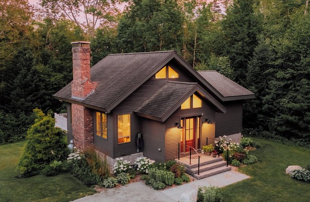 Four bedroom retreat in Vermont's Golden Triangle