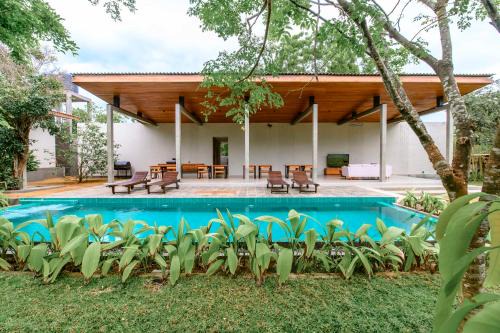 Four Chalets Yala