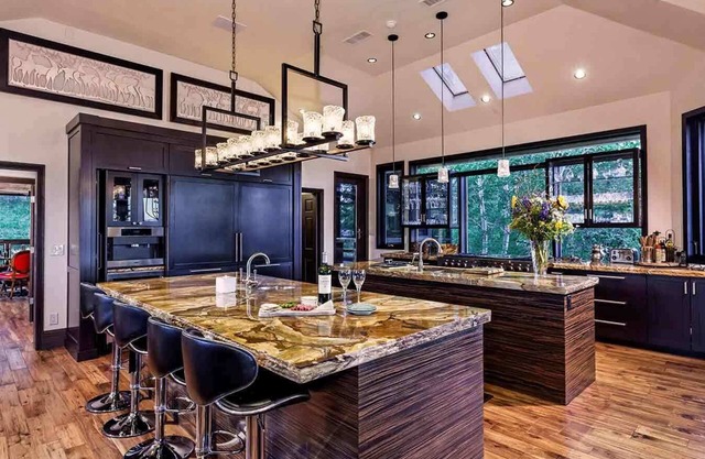 Four Peaks Estate by Cuvee | 3 Acres, Mountain Views, Hot Tub