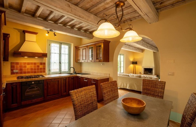 Four-room apartment Olivo in Resort with swimming pool