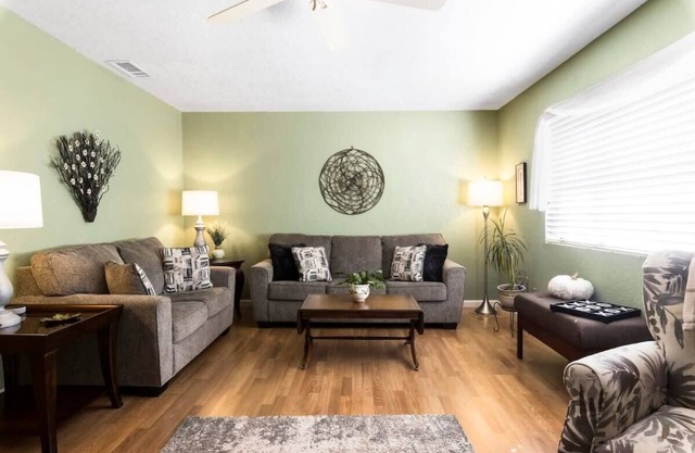 Four Seasons Getaway Near Wineries & Old Town