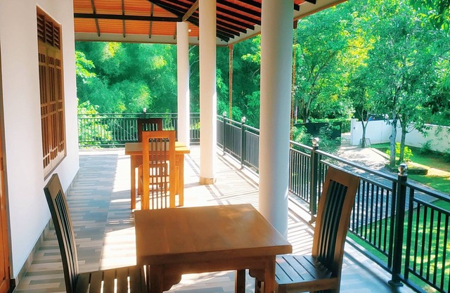 Four Seasons Safari Resort udawalawa
