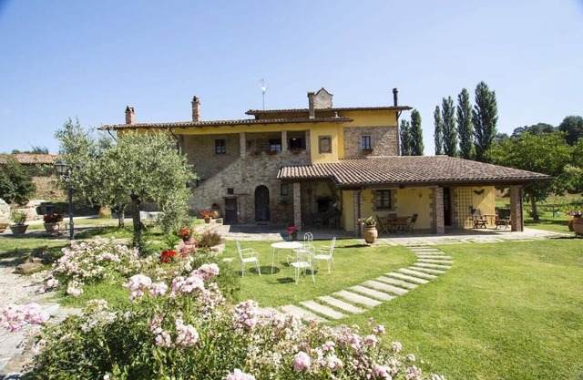 Four Seasons Villa Close to Art Cities of Umbria