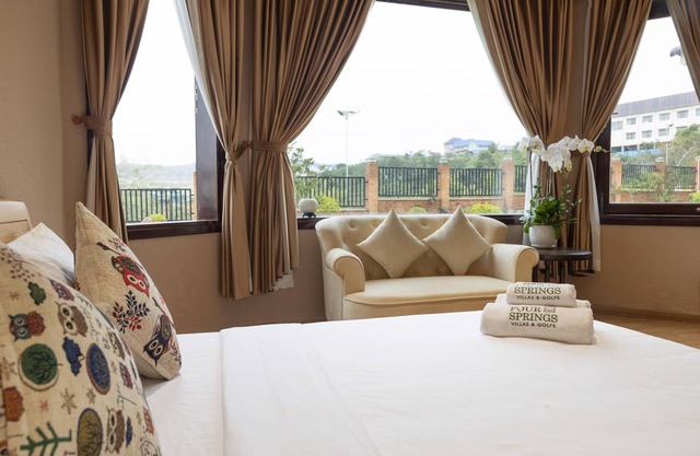Four Spring Villas And Golfs Da Lat