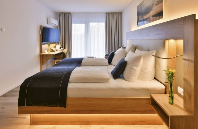 Four Stars by City Hotel