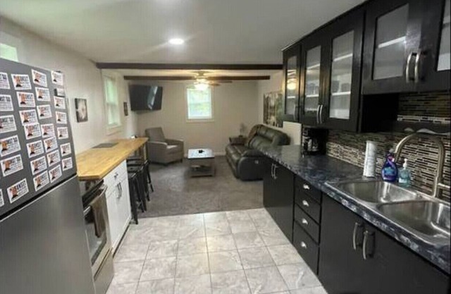 Frank’s Last Resort- Sunset Vacation Rentals