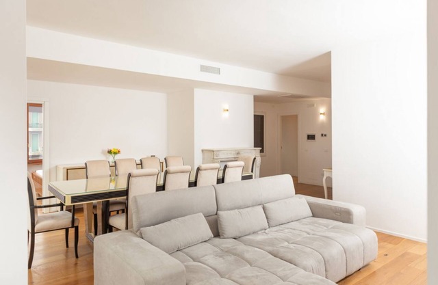FREE Parking - 5 Star - Sauna Luxury Apartment