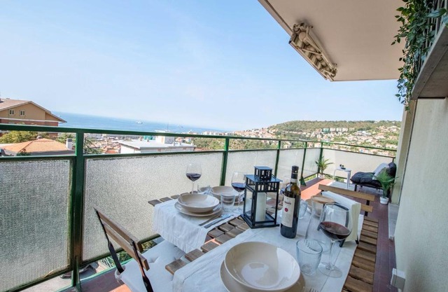 FREE PARKING -6 posti letto e Terrazzo vista mare