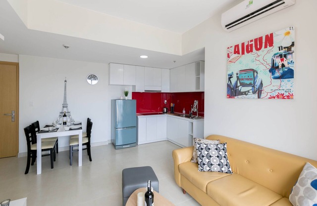 * FREE PICK UP AIRPORT * Luxurious 2BR Apartment