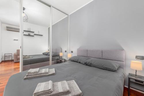 Free Private Parking - 5min to Metro - Balcony - Quiet