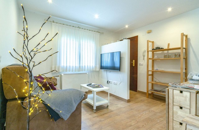 FREE WiFi Apartment Vallecas-Albufera-Pedro Laborde M (SDM21)